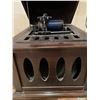 Image 7 : Cylinder Phonograph