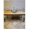 Image 1 : Quilting Table