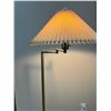 Image 4 : Vintage Floor Lamp