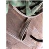Image 8 : Qty 2 Industrial Vertical Plate Lifting Clamps, Misc Sizes & Lifting Slings