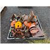 Image 2 : Contents of Pallet: Renfroe JPA Plate Clamp, Chain Hoist, Hooks, Shackles