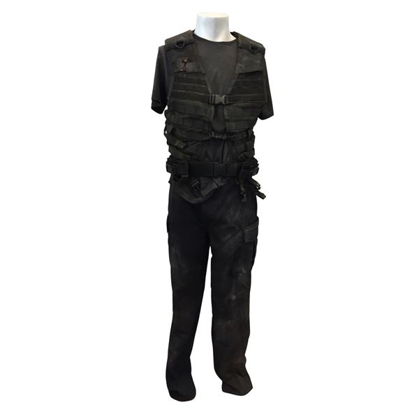 Resident Evil: Welcome to Raccoon City Wesker's (Shawn Roberts) Movie Costumes