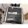 Image 8 : Fellowes 225Ci Cross-Cut Paper Shredder