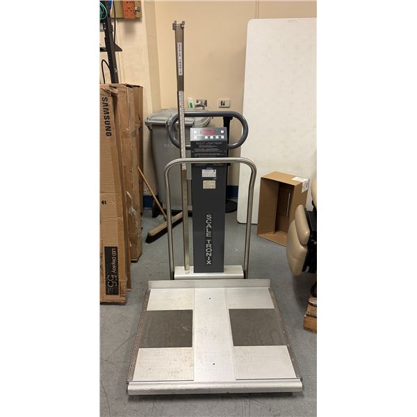 Welch Allyn Scale Tronix Mobile Stand-On Scale (needs repair)