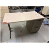 Image 2 : Steelcase Desk w/ 2 Drawers 48" x 24" x 29"H