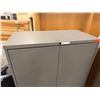 Image 8 : Metal 2-Door Cabinet w/ 4 Adjustable Shelves 36" x 18"