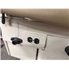 Image 21 : Midmark Ritter 223 Barrier-Free Examination Table