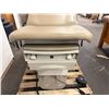 Image 22 : Midmark Ritter 223 Barrier-Free Examination Table