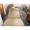 Image 24 : Midmark Ritter 223 Barrier-Free Examination Table
