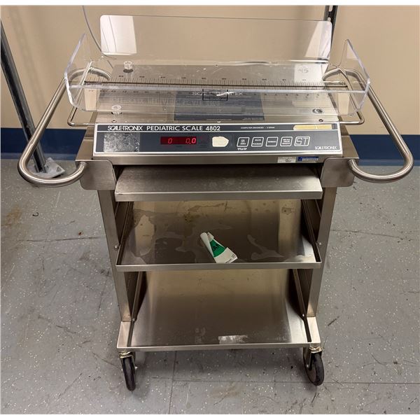 Scale Tronix Pediatric Scale 4802 on Metal Cart