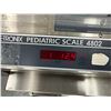 Image 4 : Scale Tronix Pediatric Scale 4802 on Metal Cart