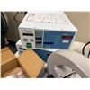 Image 7 : Qty 2 Aquilex Fluid Control Systems, Box Gentec Oxygen Regulators, Zeiss Microscope, Stryker Mistral