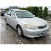 Image 2 : TOYT CAMRY 2005 T-DONATION