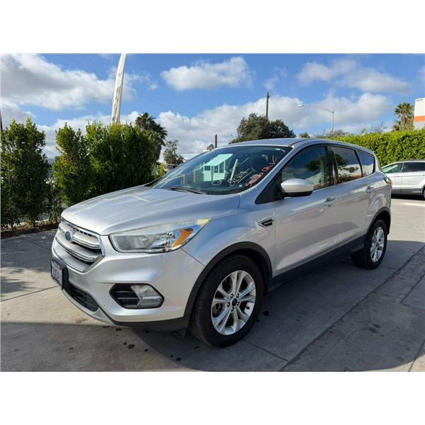 FORD  ESCAPE 2017 APPT/DUP-T SMOG-15DAYS