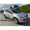 Image 2 : FORD  ESCAPE 2013 O/S TITLE 2 DAYS