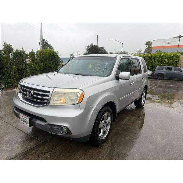 HOND PILOT 2015 O/S TITLE 2 DAYS