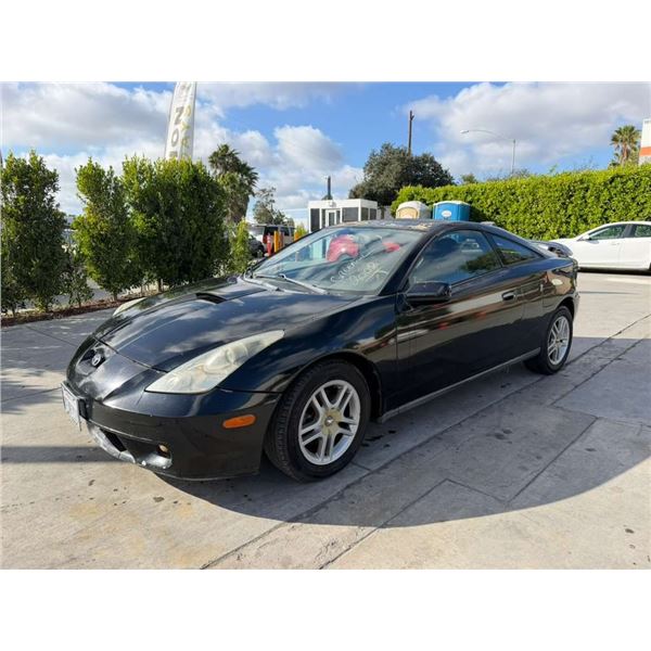 TOYT CELICA 2002 SALV T/DONATION