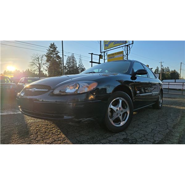 DUNCAN - 2003 FORD TAURUS BLACK "NO RESERVE" 57240 KMS - D233386