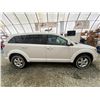 Image 11 : PARKSVILLE - 2009 DODGE JOURNEY WHITE 108106 KMS "NO RESERVE" - D609083