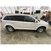 Image 12 : PARKSVILLE - 2009 DODGE JOURNEY WHITE 108106 KMS "NO RESERVE" - D609083