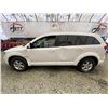 Image 23 : PARKSVILLE - 2009 DODGE JOURNEY WHITE 108106 KMS "NO RESERVE" - D609083