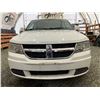 Image 5 : PARKSVILLE - 2009 DODGE JOURNEY WHITE 108106 KMS "NO RESERVE" - D609083