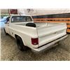 Image 21 : PARKSVILLE - 1985 CHEVROLET C/K PICKUP WHITE 318072 KMS "NO RESERVE" - D226252