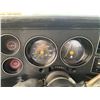 Image 45 : PARKSVILLE - 1985 CHEVROLET C/K PICKUP WHITE 318072 KMS "NO RESERVE" - D226252