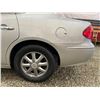 Image 29 : PARKSVILLE - 2008 BUICK ALLURE GREY 163572 KMS "NO RESERVE" - D264172