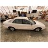 Image 13 : PARKSVILLE - 2001 BUICK CENTURY WHITE 141057 KMS - B192535