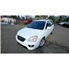 Image 2 : DUNCAN - 2009 KIA RONDO WHITE 328283 KMS - B224077