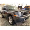 Image 8 : PARKSVILLE - 2014 JEEP PATRIOT GREY 250242 KMS - B855175