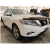 Image 8 : PARKSVILLE - 2014 NISSAN PATHFINDER WHITE 200264 KMS - D668468