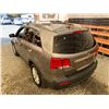 Image 22 : PARKSVILLE - 2011 KIA SORENTO GREY 332537 KMS - B045732