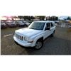 Image 2 : DUNCAN - 2012 JEEP PATRIOT WHITE 210718 KMS - D584691