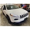 Image 10 : PARKSVILLE - 2014 JEEP CHEROKEE WHITE 164960 KMS - B302629