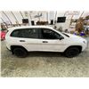 Image 13 : PARKSVILLE - 2014 JEEP CHEROKEE WHITE 164960 KMS - B302629