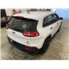 Image 17 : PARKSVILLE - 2014 JEEP CHEROKEE WHITE 164960 KMS - B302629