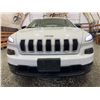 Image 5 : PARKSVILLE - 2014 JEEP CHEROKEE WHITE 164960 KMS - B302629