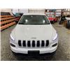 Image 7 : PARKSVILLE - 2014 JEEP CHEROKEE WHITE 164960 KMS - B302629