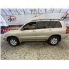 Image 23 : PARKSVILLE - 2003 TOYOTA HIGHLANDER BROWN 379733 KMS - B126596