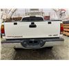 Image 17 : PARKSVILLE - 2000 TOYOTA TUNDRA WHITE 215788 MILES - B034102