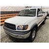 Image 3 : PARKSVILLE - 2000 TOYOTA TUNDRA WHITE 215788 MILES - B034102