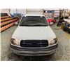 Image 7 : PARKSVILLE - 2000 TOYOTA TUNDRA WHITE 215788 MILES - B034102