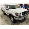 Image 9 : PARKSVILLE - 2000 TOYOTA TUNDRA WHITE 215788 MILES - B034102
