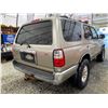 Image 14 : PARKSVILLE - 2002 TOYOTA 4RUNNER GOLD 410978 KMS - B065379