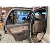 Image 46 : PARKSVILLE - 2002 TOYOTA 4RUNNER GOLD 410978 KMS - B065379