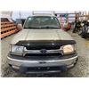Image 6 : PARKSVILLE - 2002 TOYOTA 4RUNNER GOLD 410978 KMS - B065379