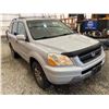 Image 9 : PARKSVILLE - 2003 HONDA PILOT SILVER 375972 KMS - P002179