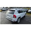Image 10 : DUNCAN - 2011 JEEP COMPASS WHITE  277807 KMS - D277534